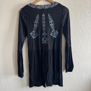Gimmicks | embroidered lace tunic | XS